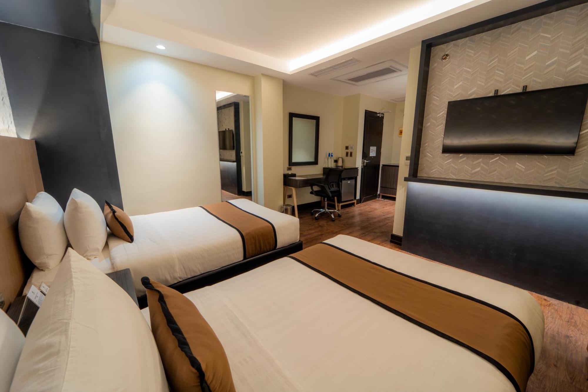 Metrocentre Hotel&centro de convenciones Tagbilaran City Exterior foto