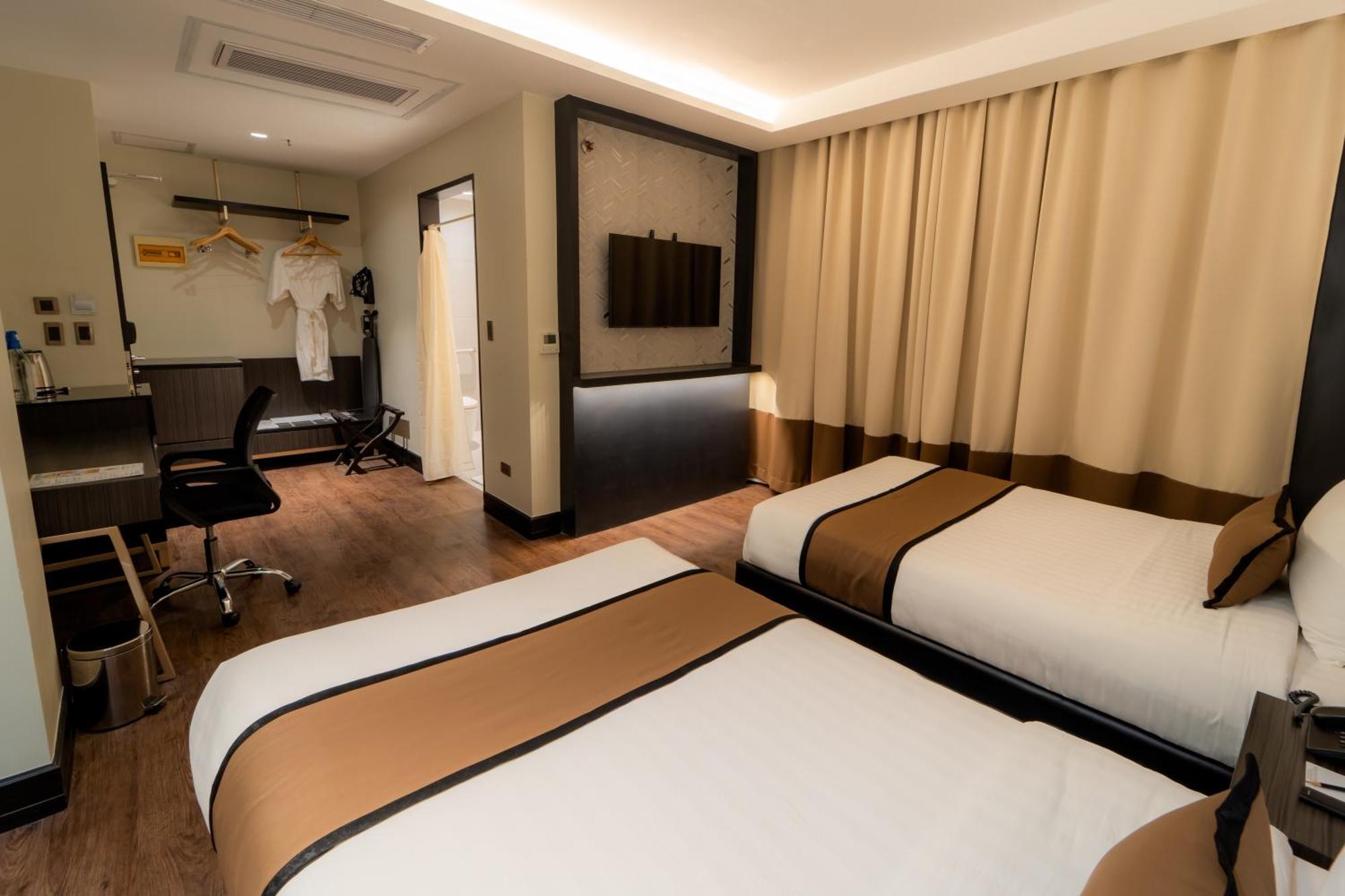 Metrocentre Hotel&centro de convenciones Tagbilaran City Exterior foto