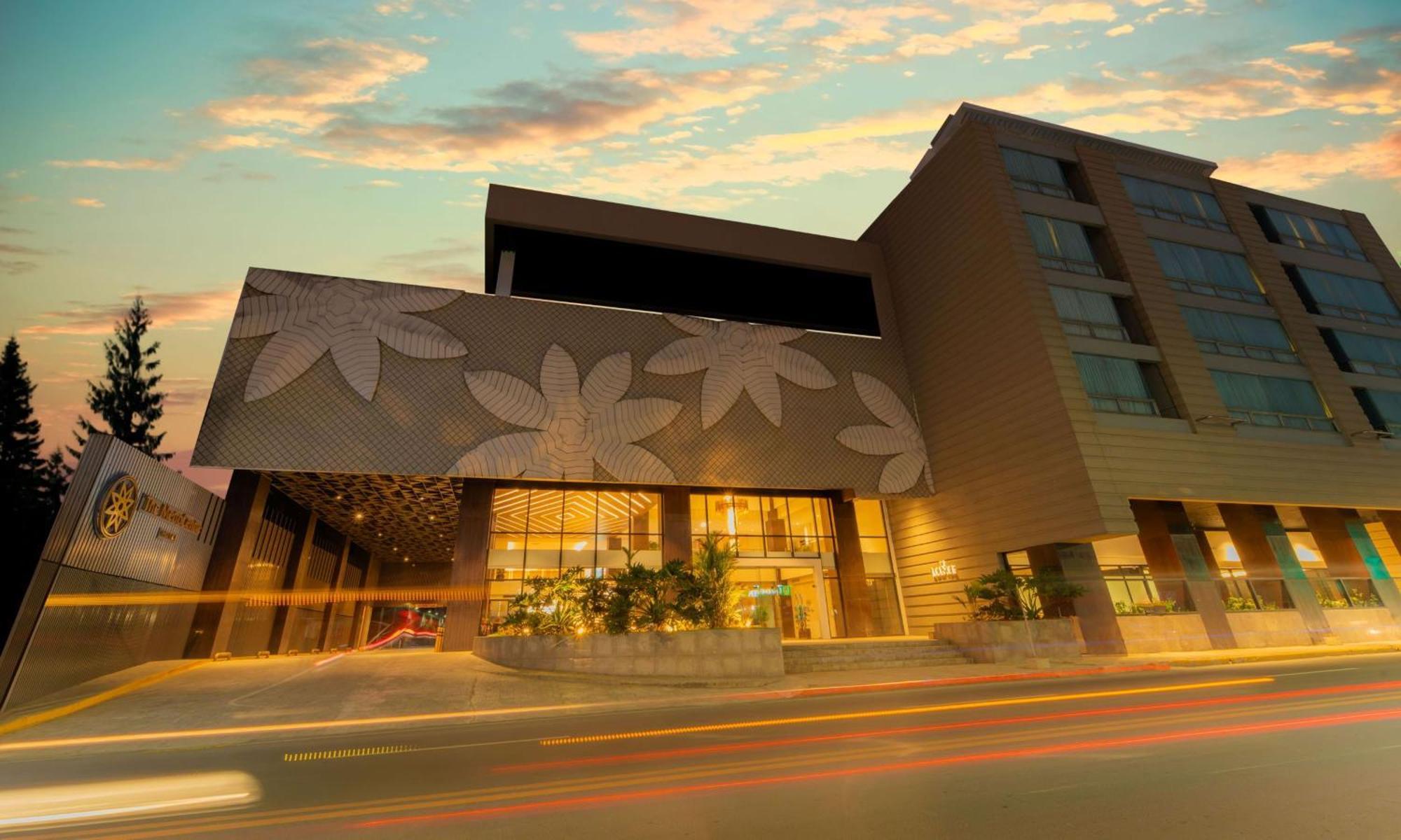 Metrocentre Hotel&centro de convenciones Tagbilaran City Exterior foto